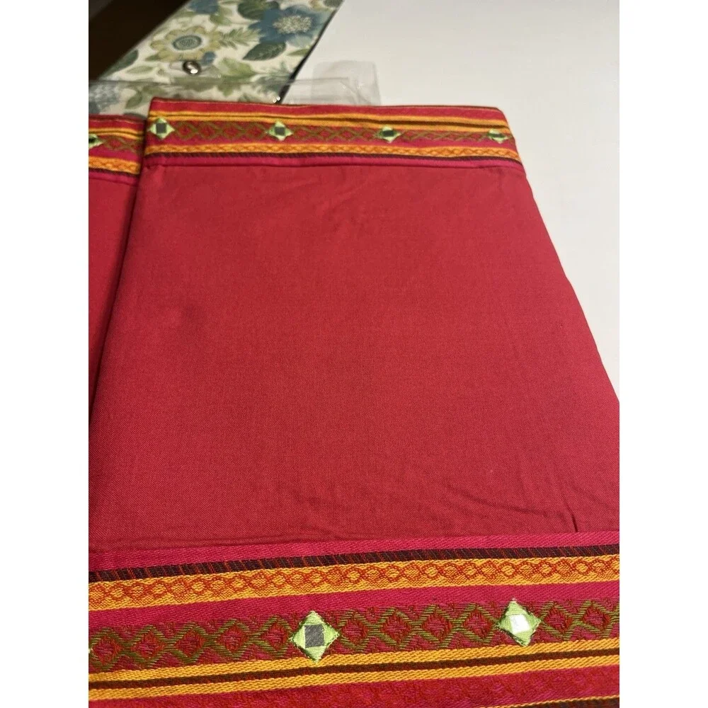 Pier 1 Fuscia Pink Mirror Border Table Runner 14x72” New